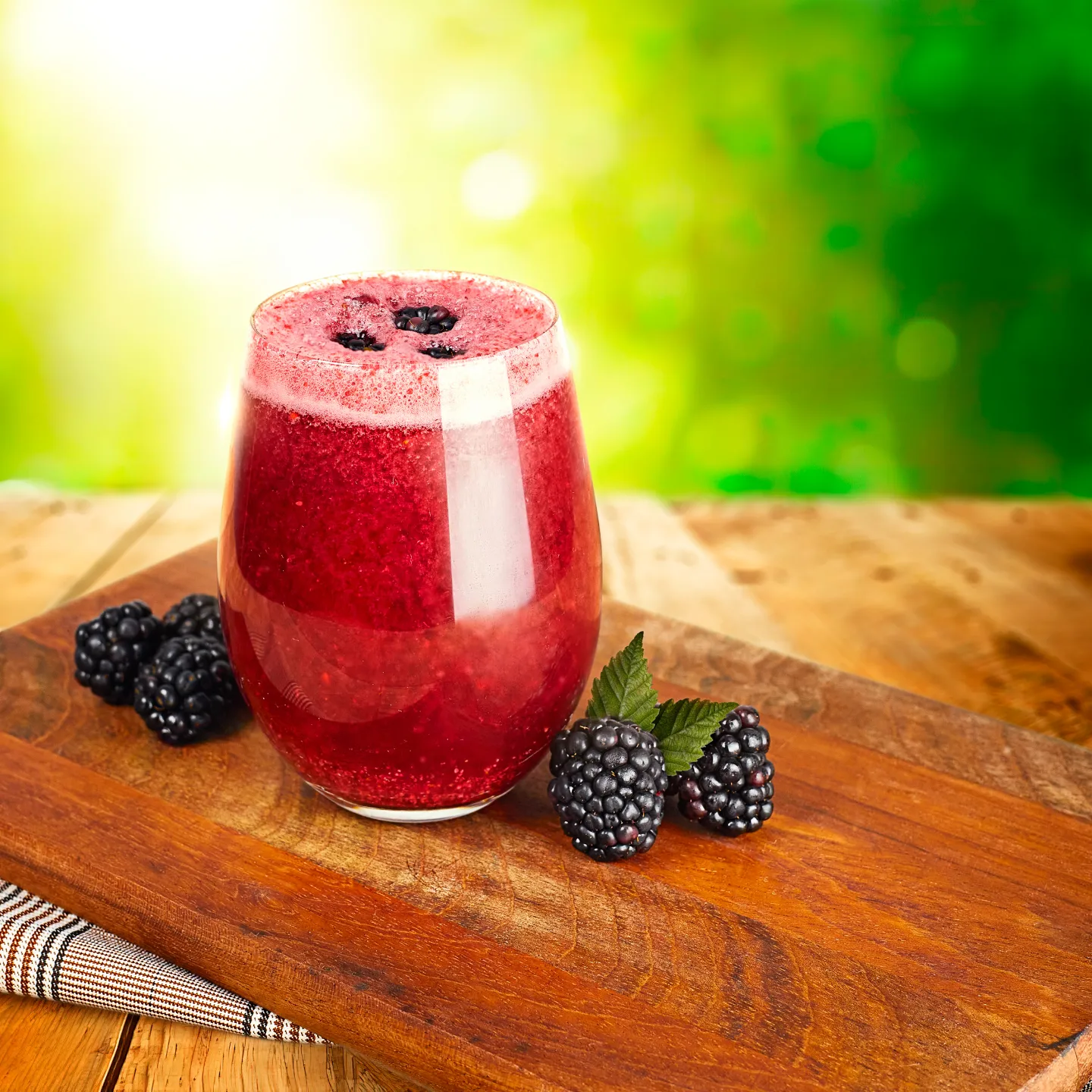 Suco de frutas vermelhas artesanal